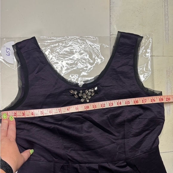 Simply Vera Wang Sleeveless Dark Purple Knee Length Sheath Shift Dress Size 12 - Picture 4 of 7